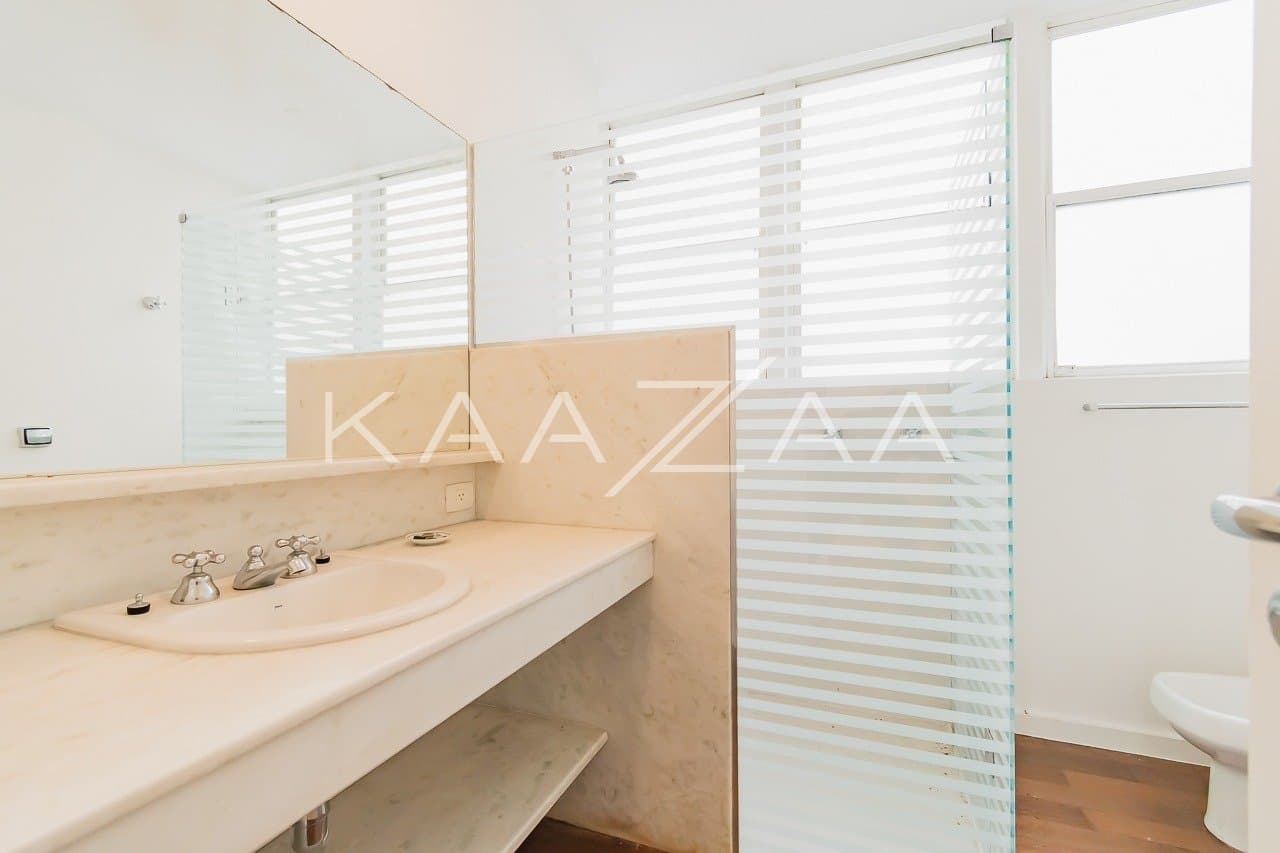 Em uma localização incrível no Jardins, venha viver neste apartamento em prédio icônico. - Foto 16