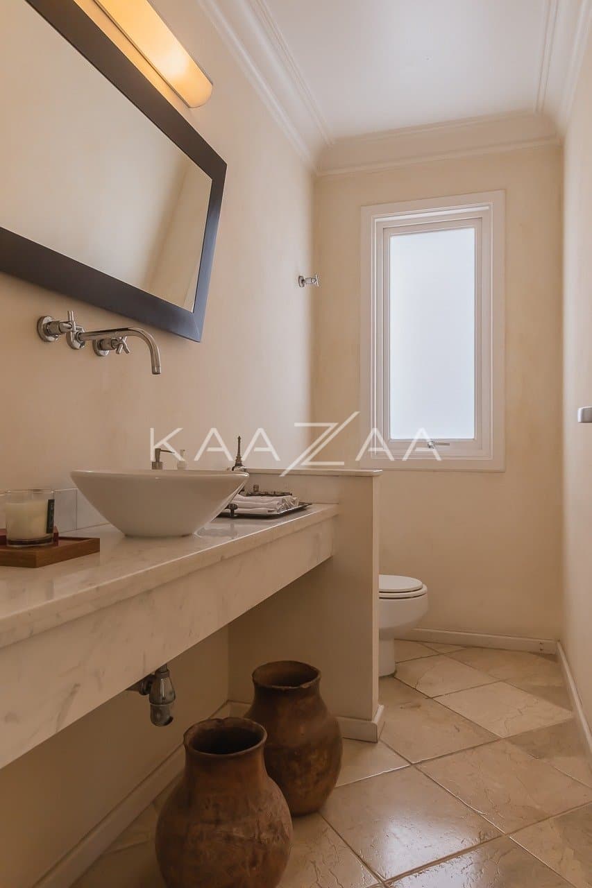 Casa muito ampla e ensolarada, em condominio de rua fechada com muita segurança na Cidade Jardim. - Foto 11