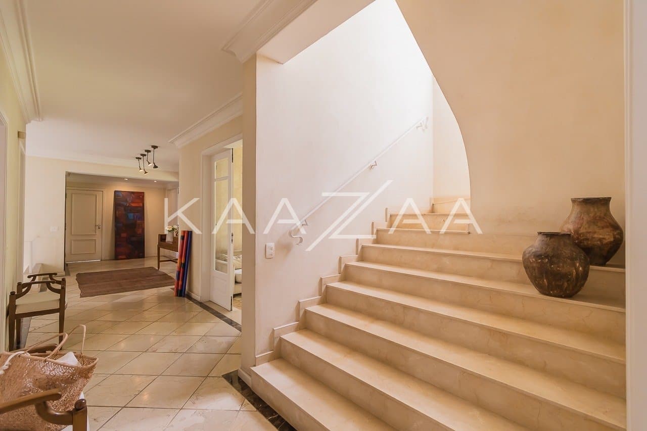 Casa muito ampla e ensolarada, em condominio de rua fechada com muita segurança na Cidade Jardim. - Foto 15