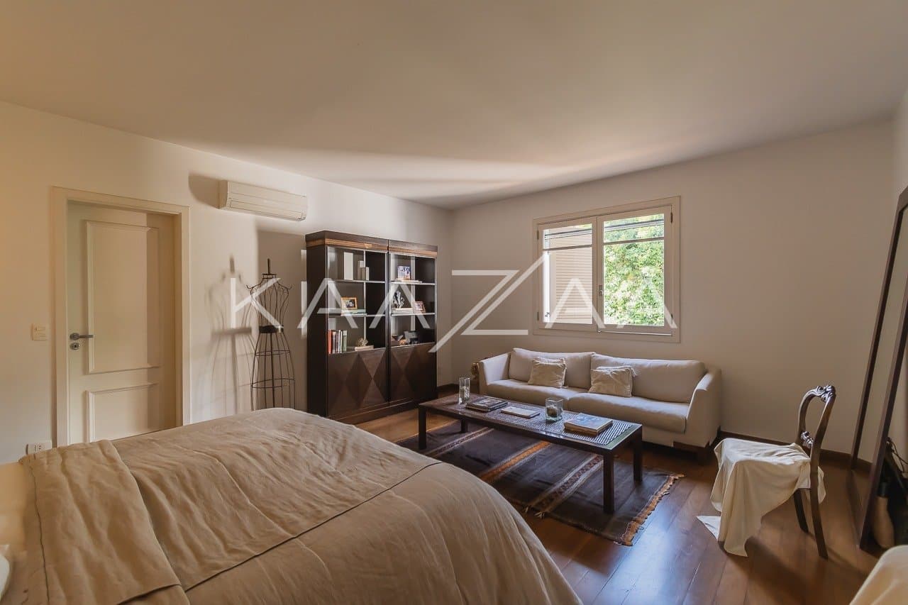 Casa muito ampla e ensolarada, em condominio de rua fechada com muita segurança na Cidade Jardim. - Foto 18