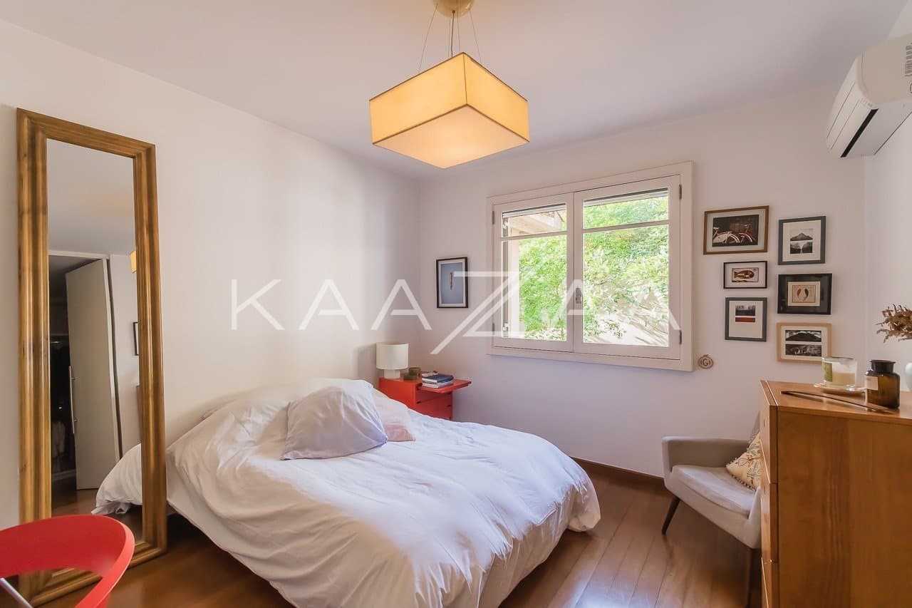 Casa muito ampla e ensolarada, em condominio de rua fechada com muita segurança na Cidade Jardim. - Foto 20