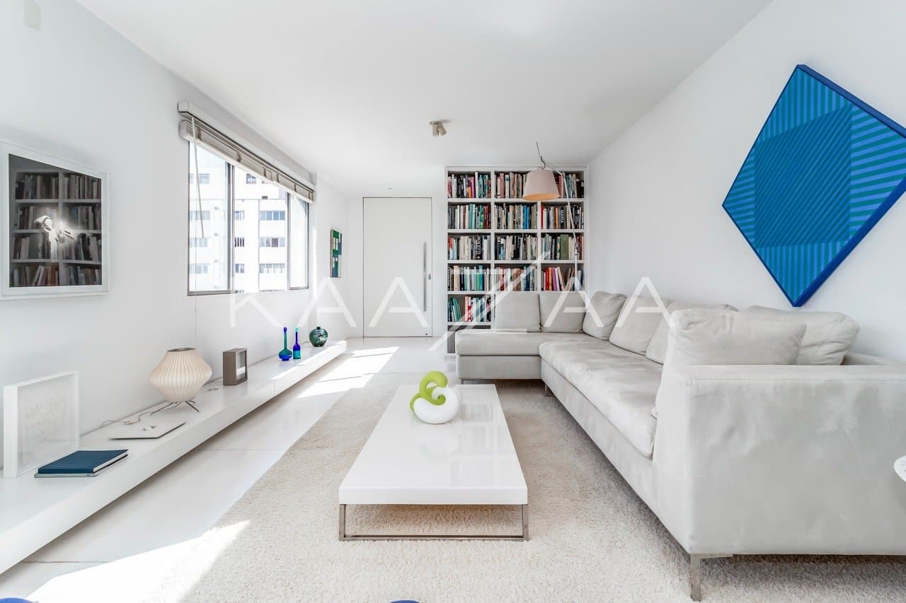 Apartamento reformado, ótima planta e muita luz natural. No miolo do Jardins. - Foto 4