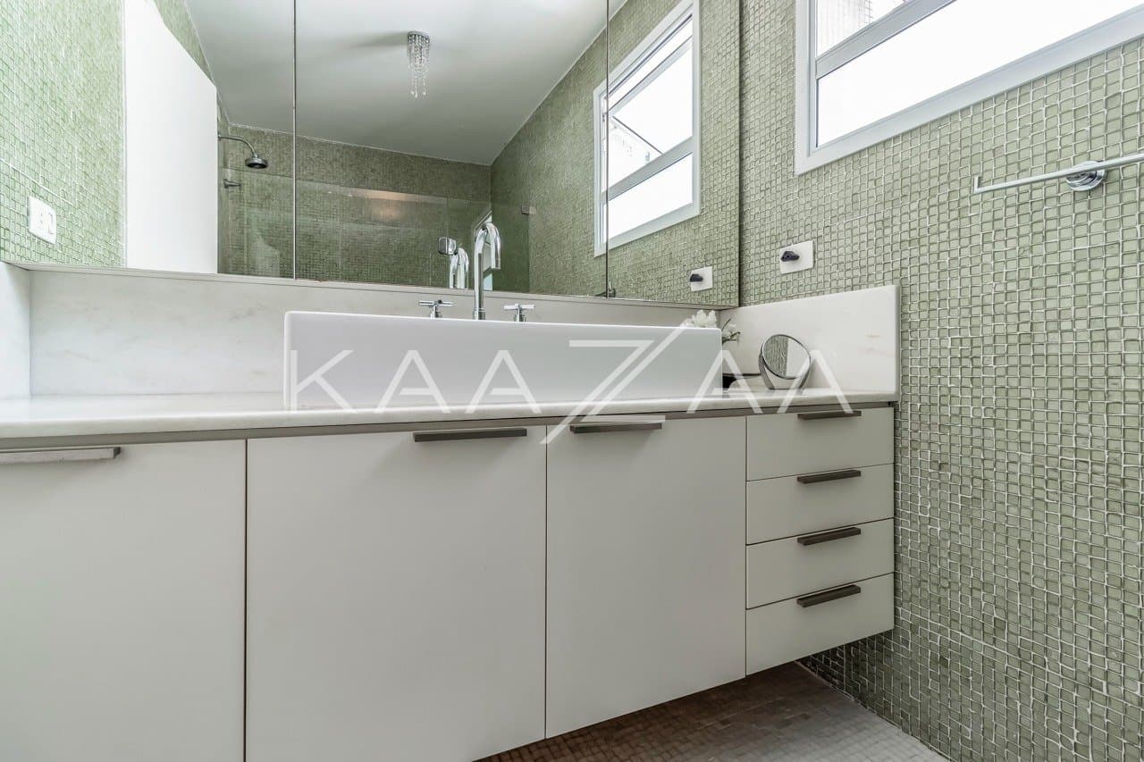 Apartamento reformado, ótima planta e muita luz natural. No miolo do Jardins. - Foto 10