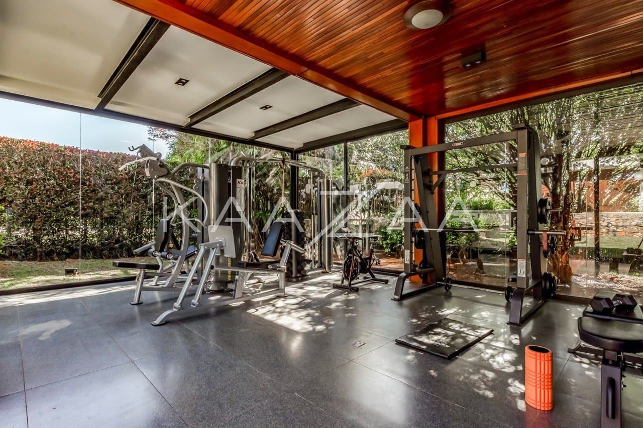 Casa térrea muito arejada, simplesmente impecável. Mobiliada com design, na Fazenda Boa Vista. - Foto 32