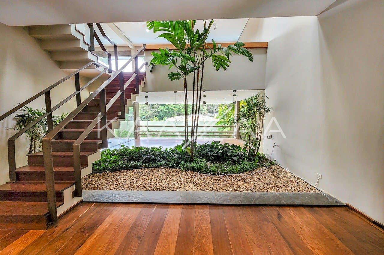 Para viver com tranquilidade e segurança: casa super aprazível em rua fechada no Real Parque. - Foto 9