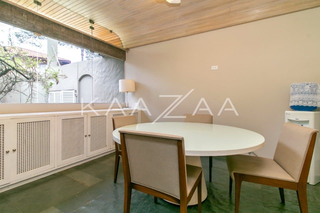 Para viver com tranquilidade e segurança: casa super aprazível em rua fechada no Real Parque. - Foto 17