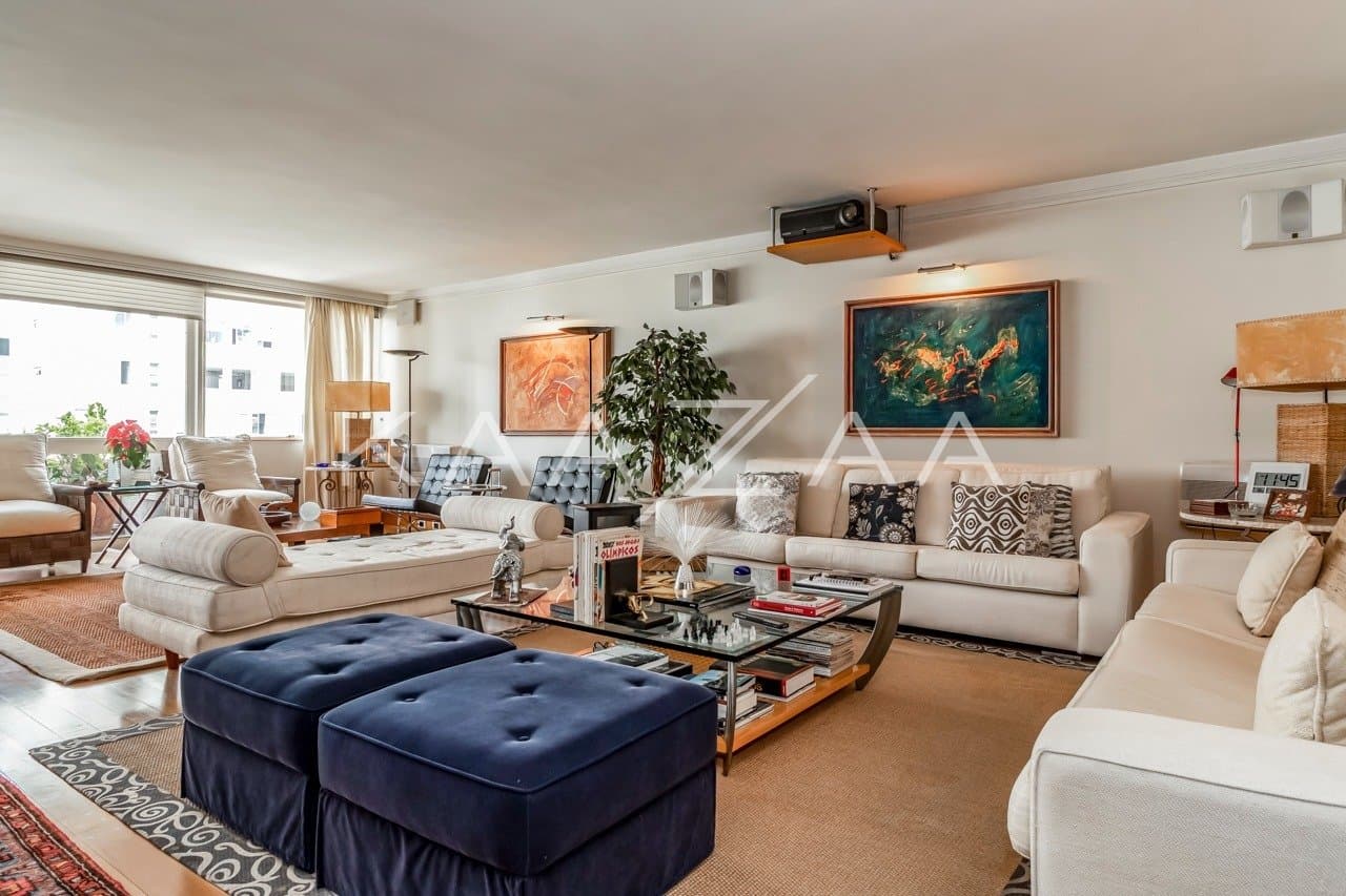 Apartamento aprazível para viver rodeado de comodidades. Localização cobiçada Jardins. - Foto 2