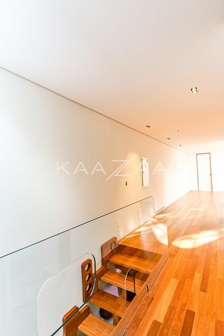 Design único e espaços cheios de personalidade nesta casa autoral no Jardim Paulista. - Foto 17