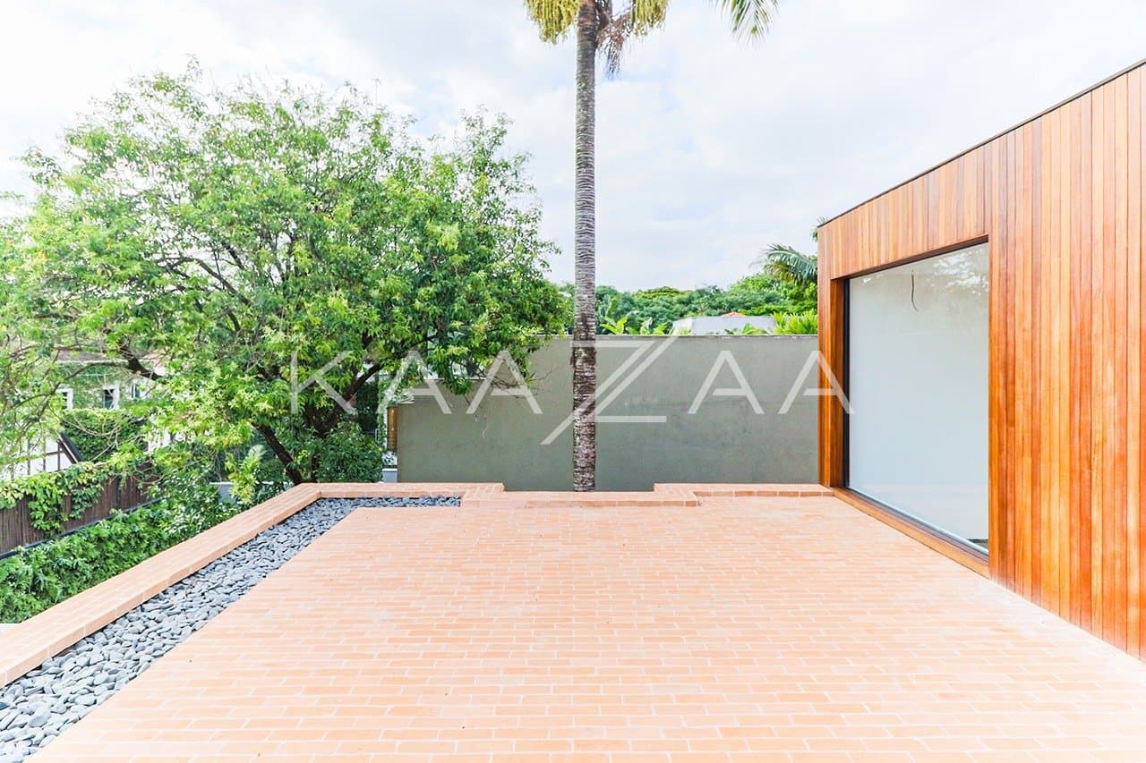 Design único e espaços cheios de personalidade nesta casa autoral no Jardim Paulista. - Foto 39