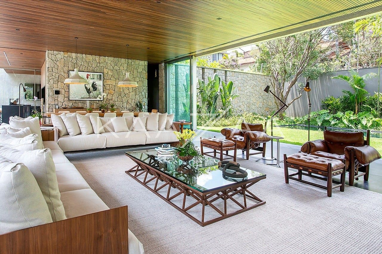 Contemporânea e toda mobiliada: casa com ambientes livres e jardim magnífico em rua fechada em Alto de Pinheiros. - Foto 12