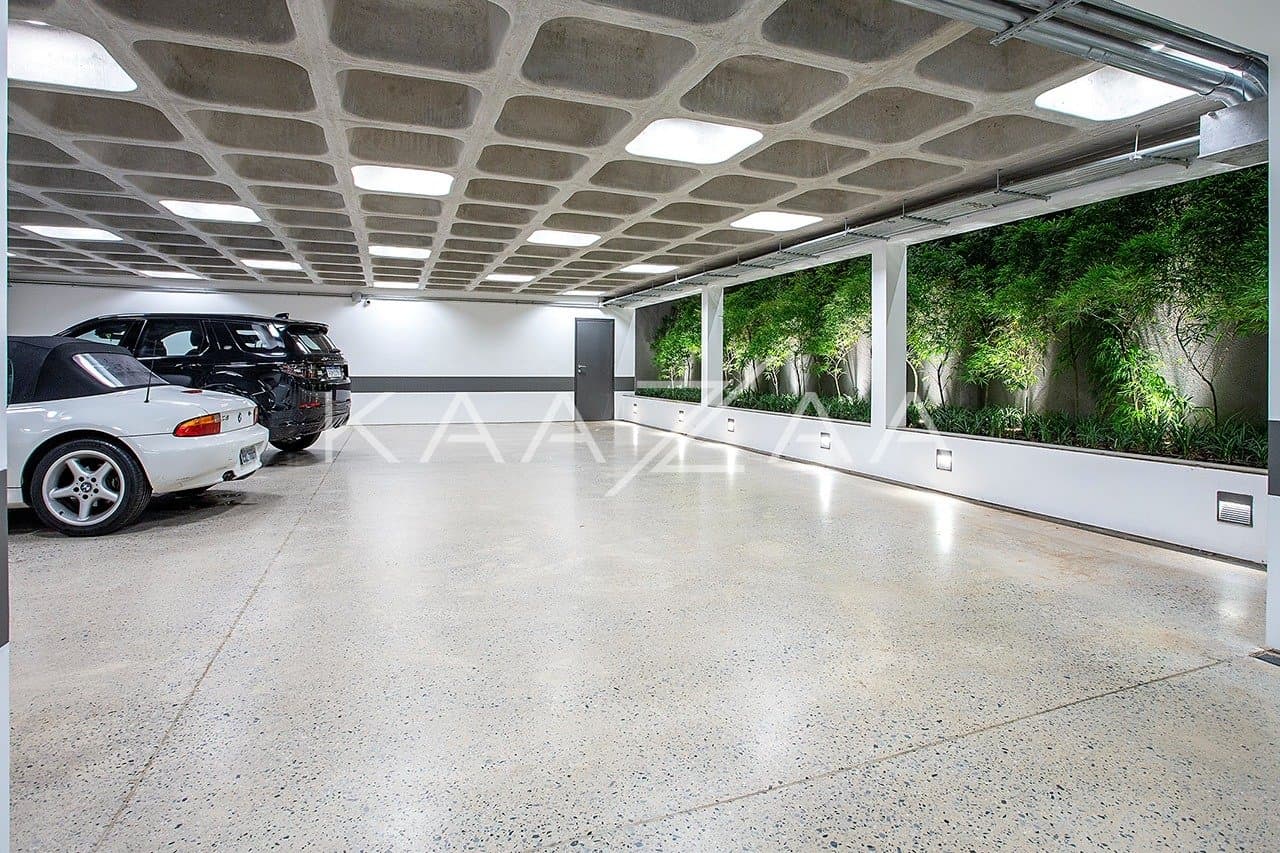 Contemporânea e toda mobiliada: casa com ambientes livres e jardim magnífico em rua fechada em Alto de Pinheiros. - Foto 31