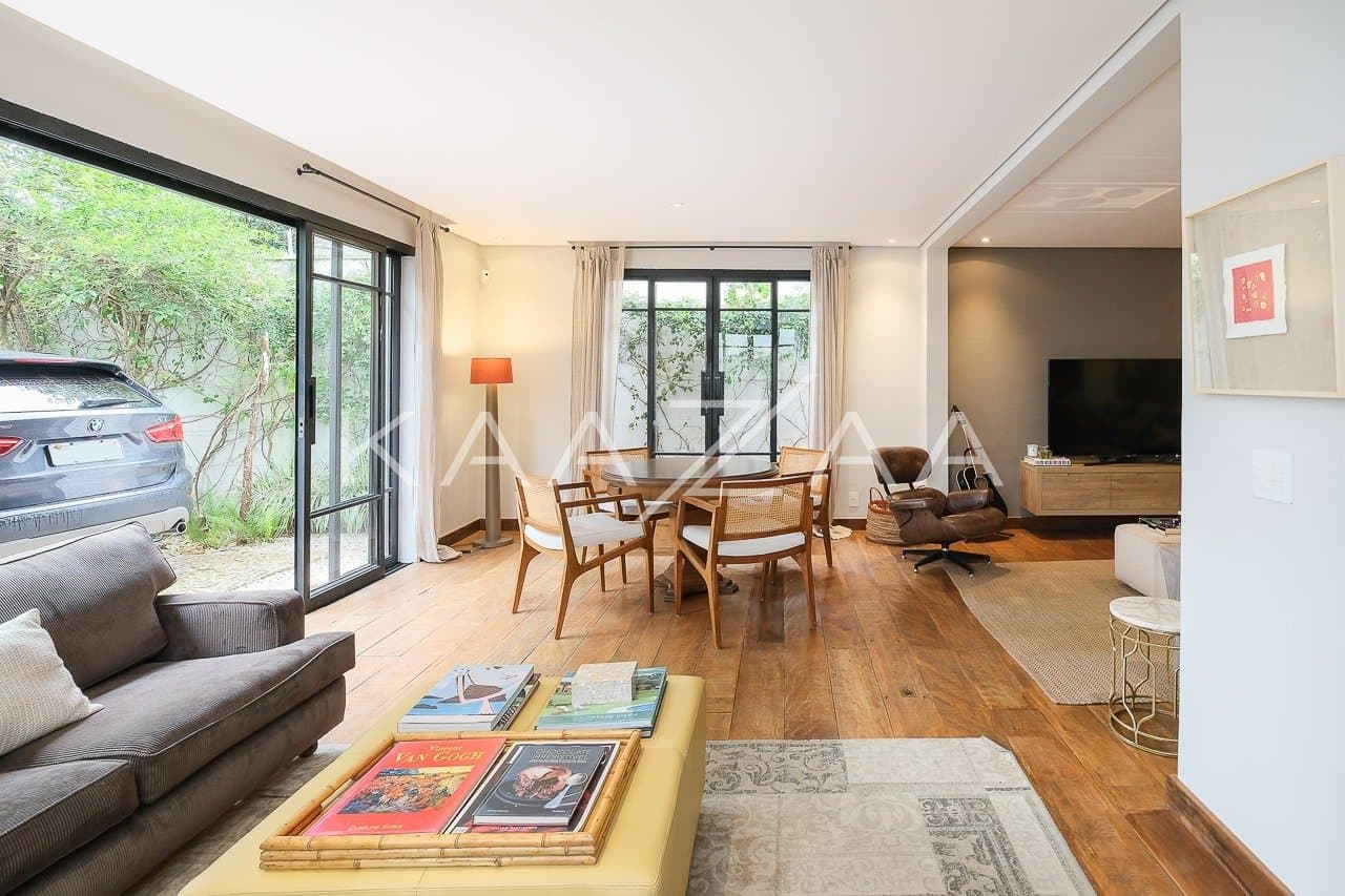 Casa perfeita para uma família, com planta muito bem distribuída. No sossego do Jardim Paulistano. - Foto 2