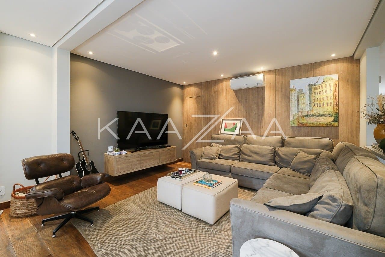 Casa perfeita para uma família, com planta muito bem distribuída. No sossego do Jardim Paulistano. - Foto 5