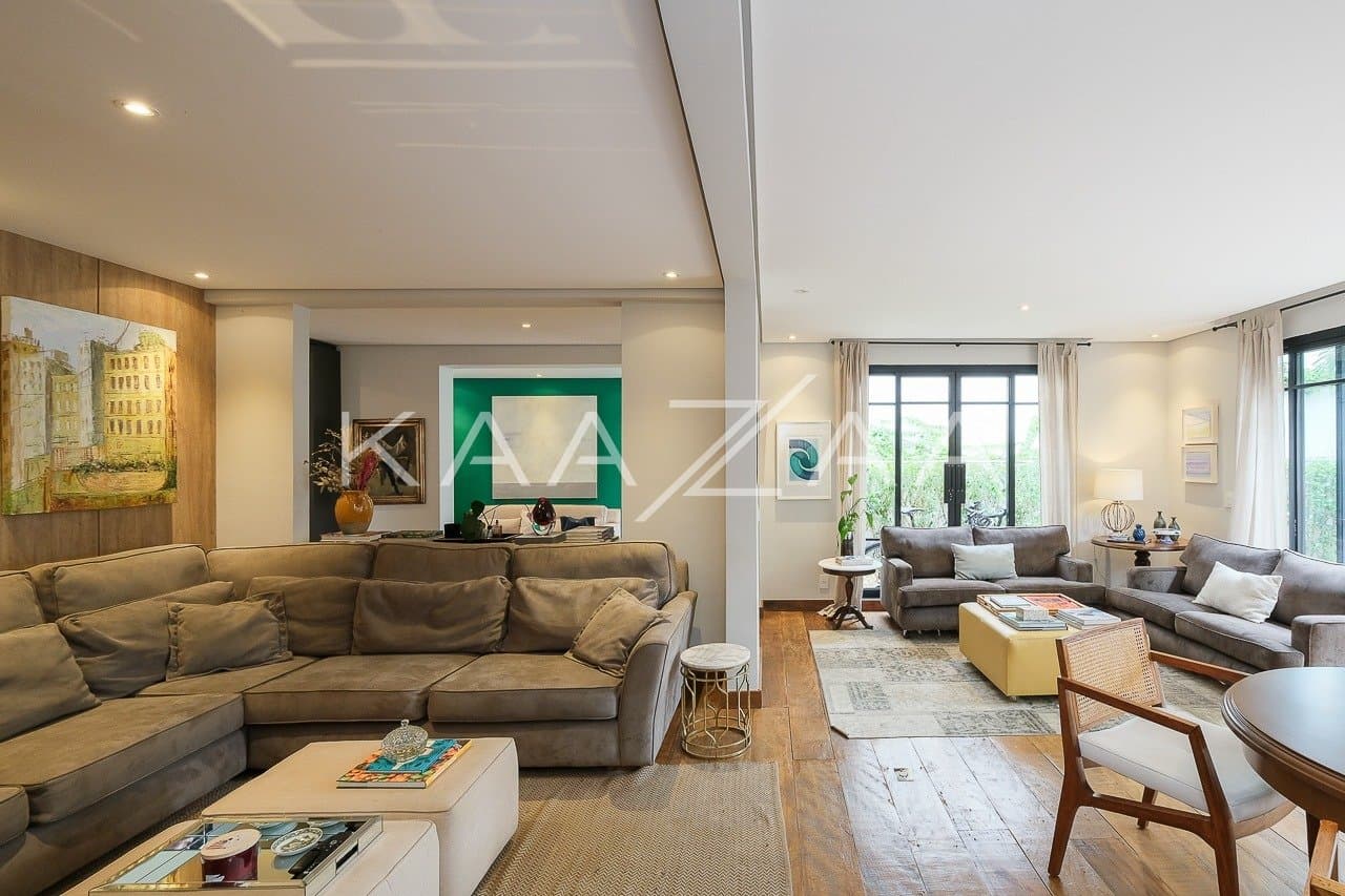 Casa perfeita para uma família, com planta muito bem distribuída. No sossego do Jardim Paulistano. - Foto 4