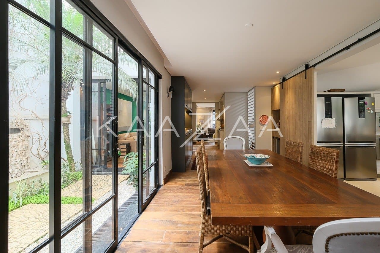 Casa perfeita para uma família, com planta muito bem distribuída. No sossego do Jardim Paulistano. - Foto 12