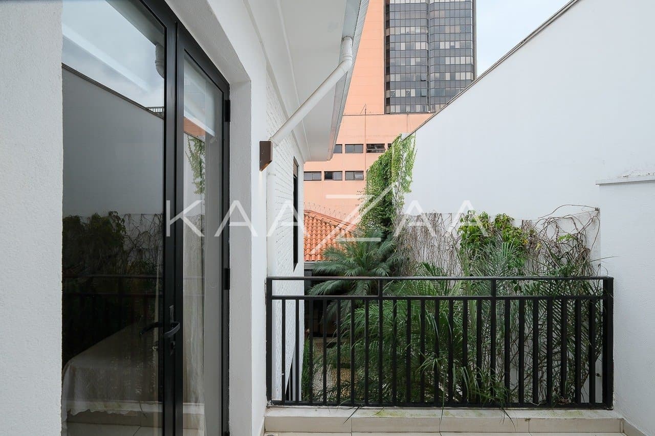 Casa perfeita para uma família, com planta muito bem distribuída. No sossego do Jardim Paulistano. - Foto 25