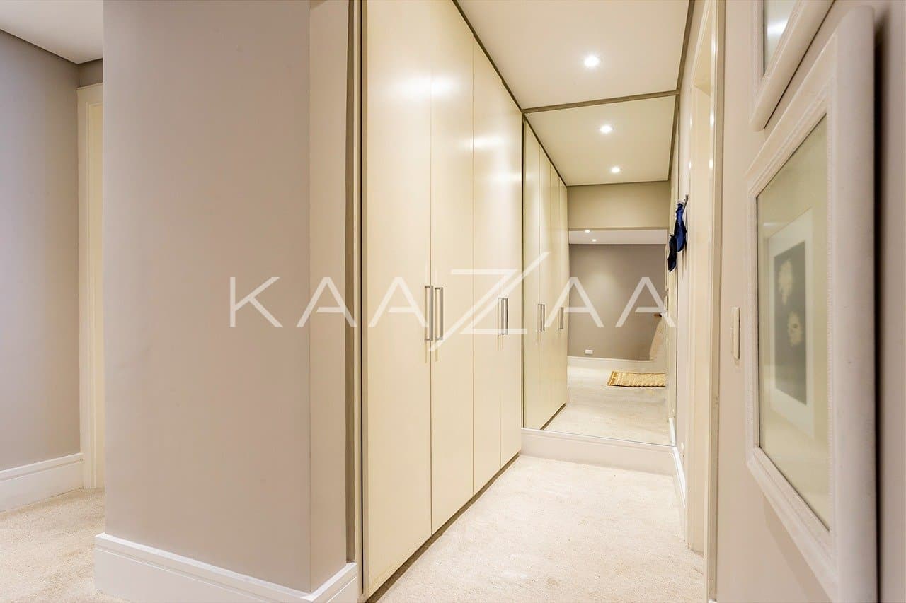 Belíssimo apartamento com pé-direito duplo em região super tranquila de Moema. - Foto 20