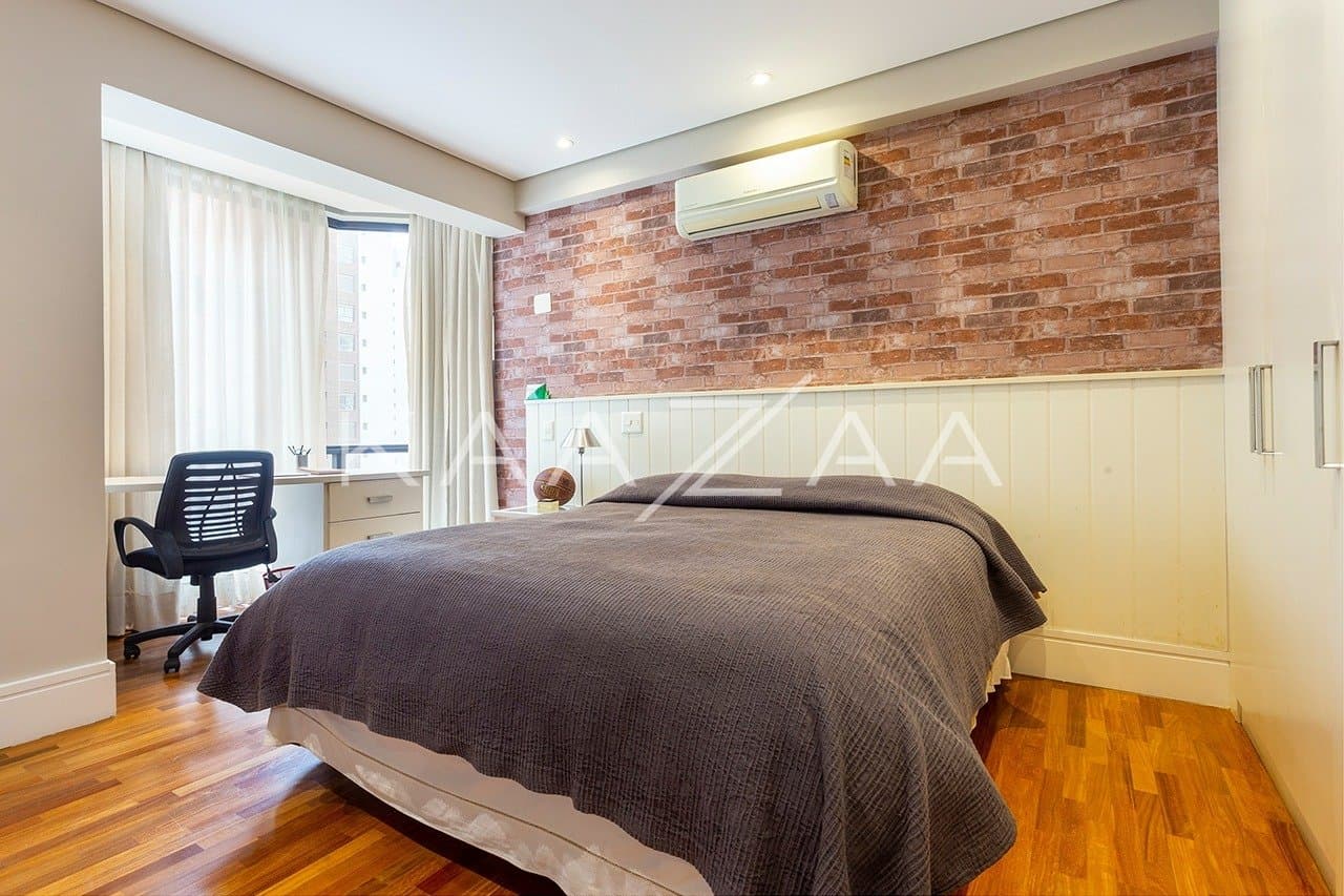 Belíssimo apartamento com pé-direito duplo em região super tranquila de Moema. - Foto 24