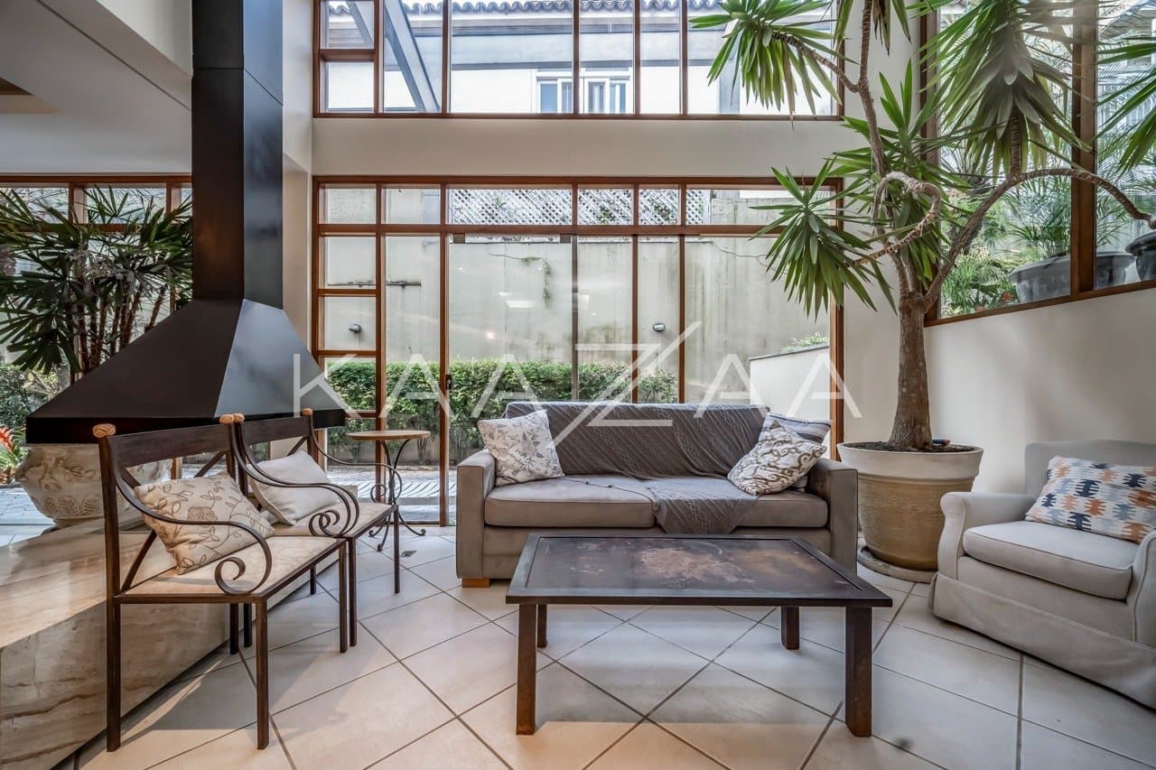 Casa muito ampla e ensolarada, em condominio de rua fechada com muita segurança na Cidade Jardim. - Foto 5