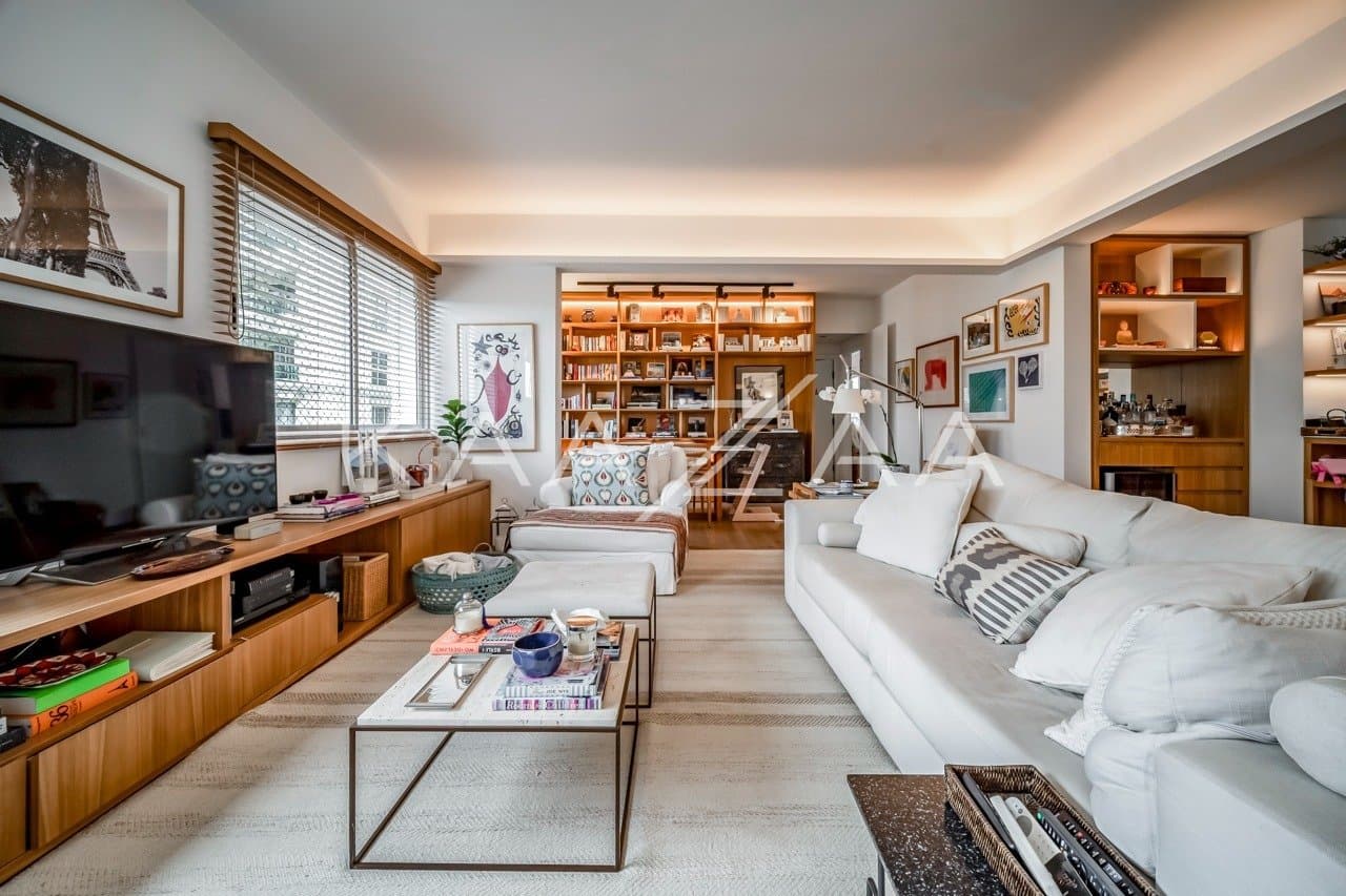 No Itaim Bibi, um apartamento lindíssimo com reforma de Marina Linhares e vista para o Parque do Povo - Foto 1