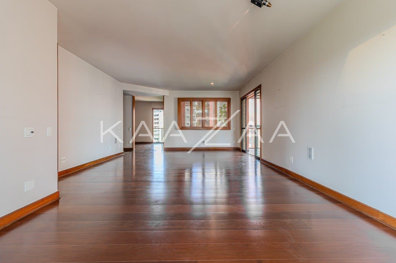 Estilo de vida confortável com lazer no prédio e tudo ao seu favor neste apartamento em Moema. - Foto 3