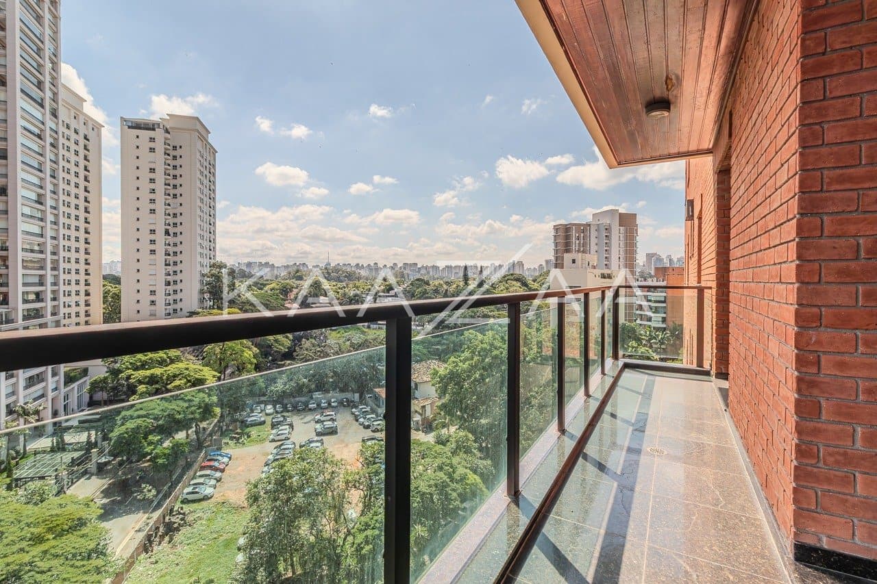 Estilo de vida confortável com lazer no prédio e tudo ao seu favor neste apartamento em Moema. - Foto 9