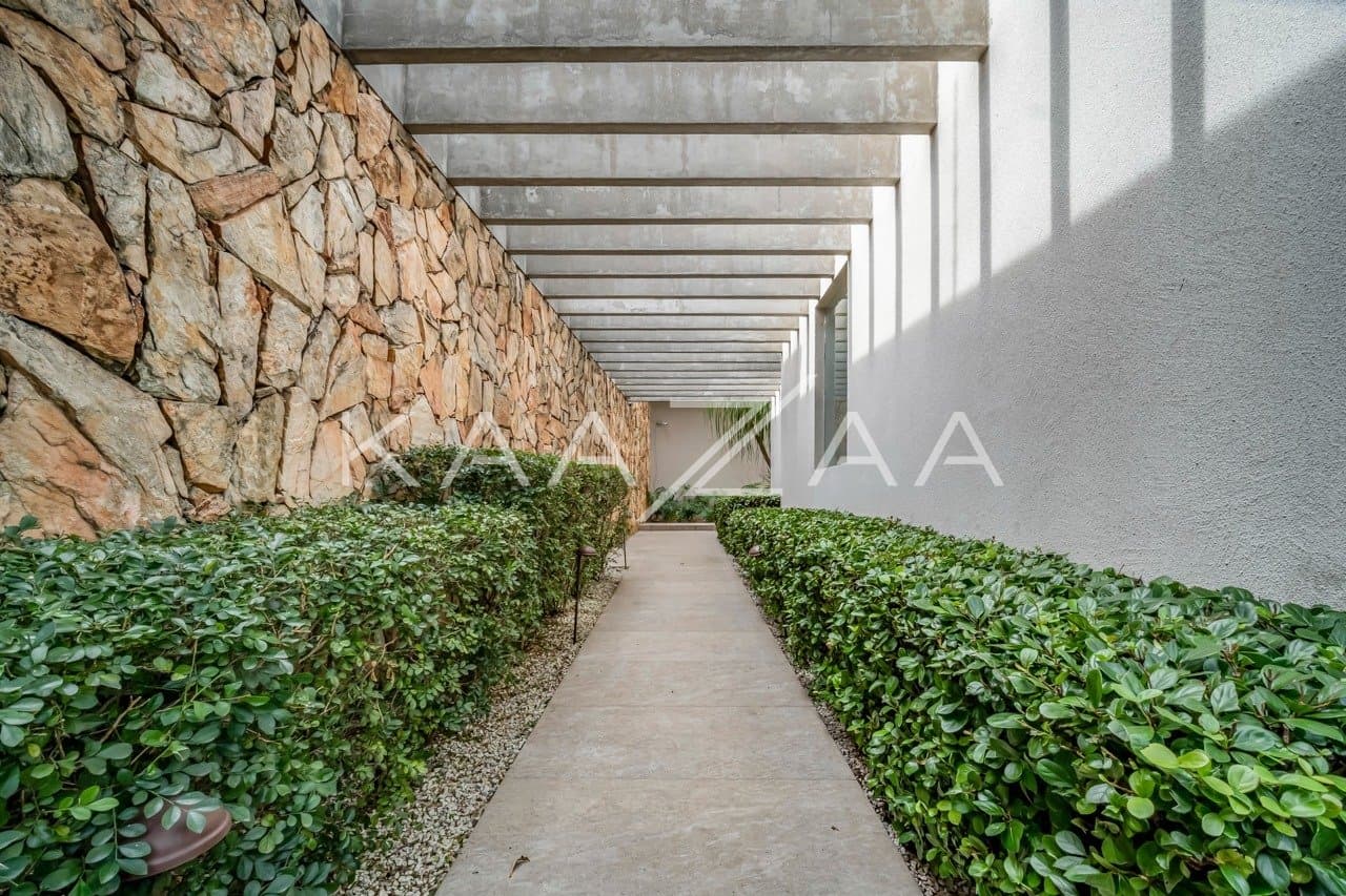 Acolhedora e completa em lazer, esta casa no Jardim Guedala é uma verdadeira joia. - Foto 38