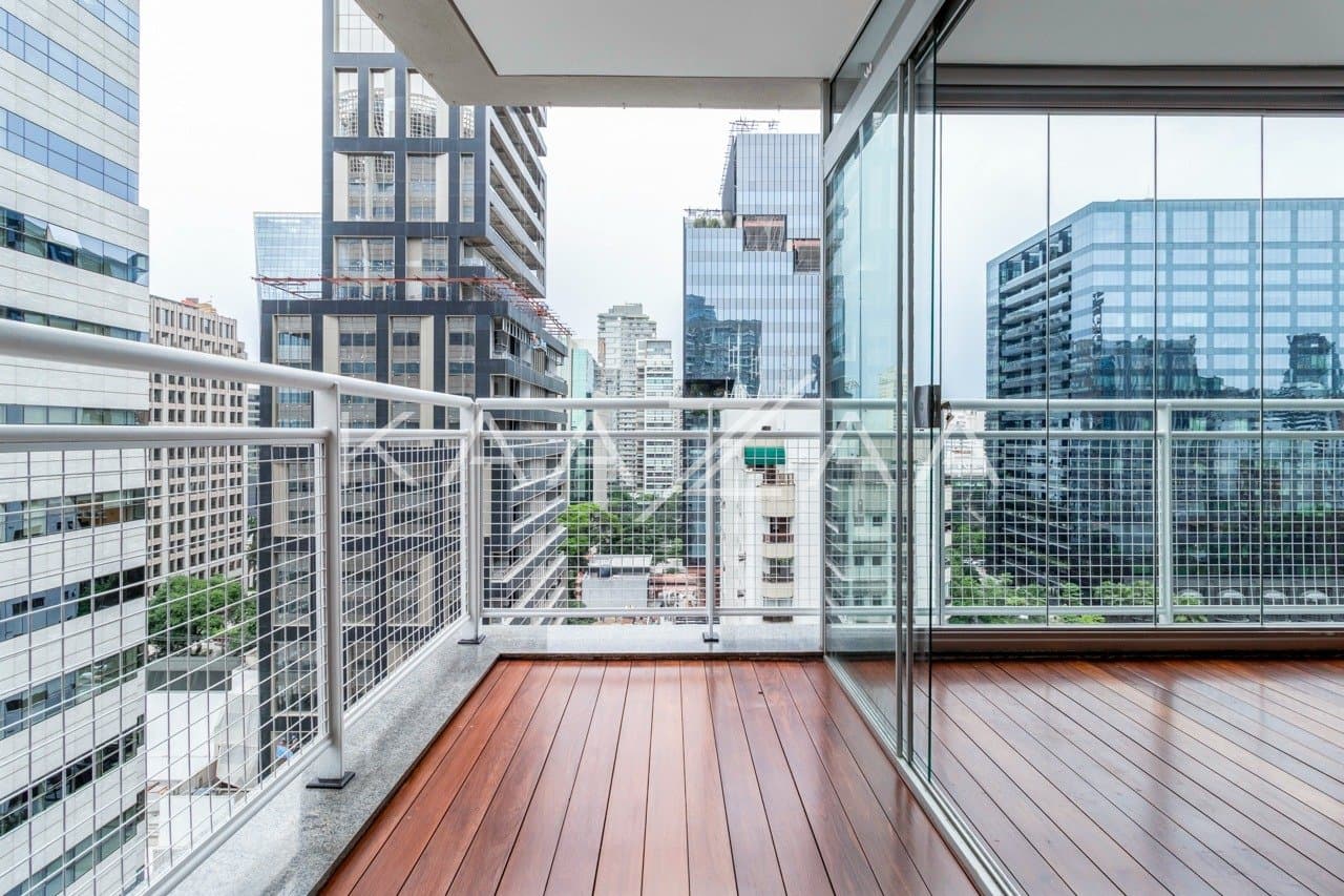 Luminoso, este apartamento no Itaim Bibi foi reformado e tem ares inspiradores. - Foto 6