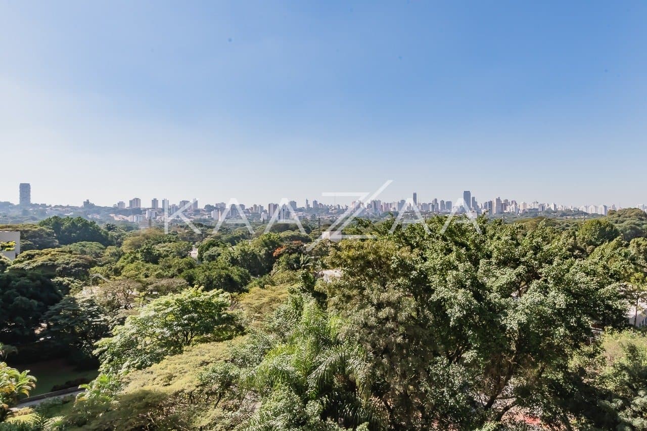 Apartamento com infinitas possibilidades e ótima localização em Alto de Pinheiros. - Foto 13