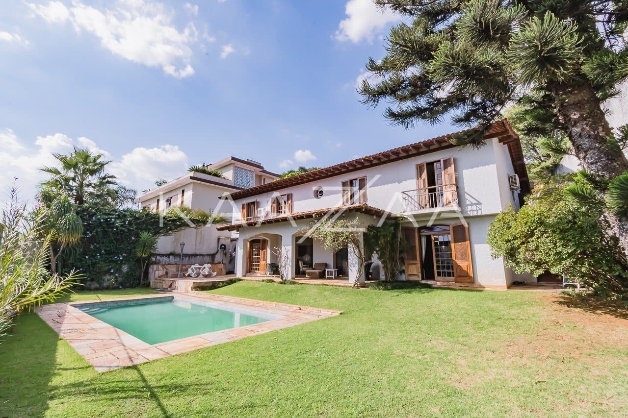 Vista cativante e área externa maravilhosa nesta casa em Cidade Jardim. - Foto 1