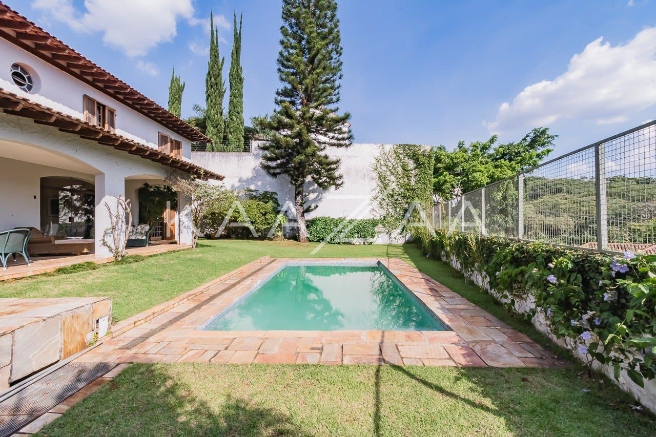 Vista cativante e área externa maravilhosa nesta casa em Cidade Jardim. - Foto 2