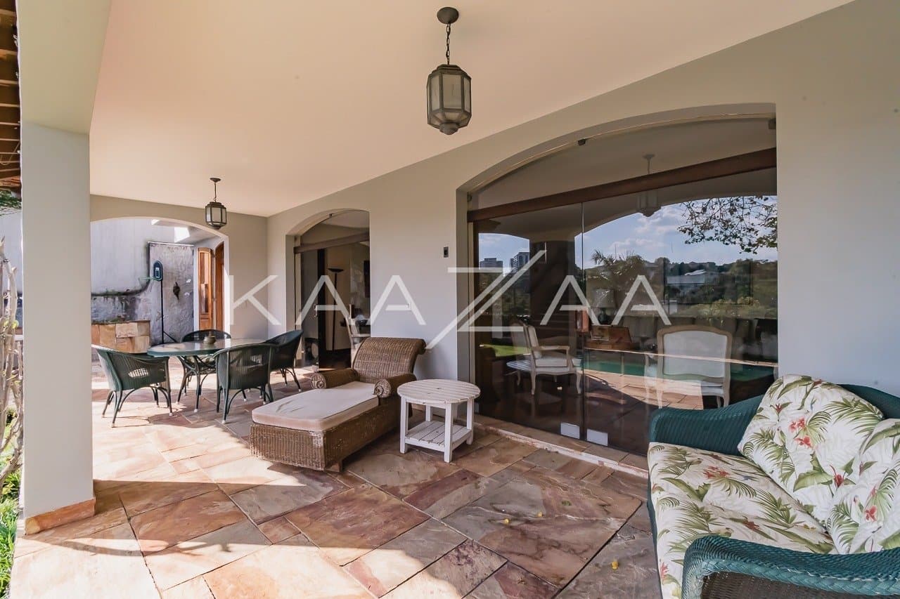 Vista cativante e área externa maravilhosa nesta casa em Cidade Jardim. - Foto 6