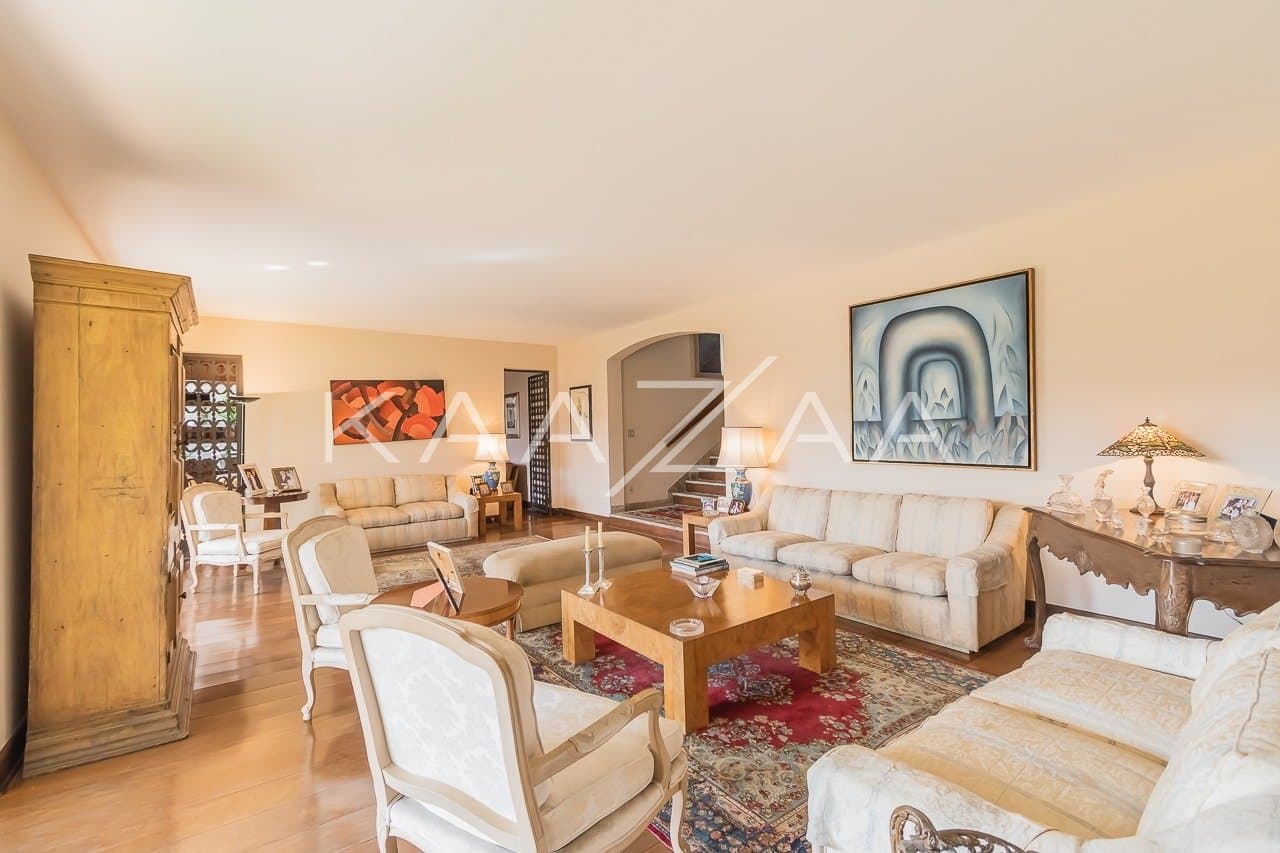 Vista cativante e área externa maravilhosa nesta casa em Cidade Jardim. - Foto 9