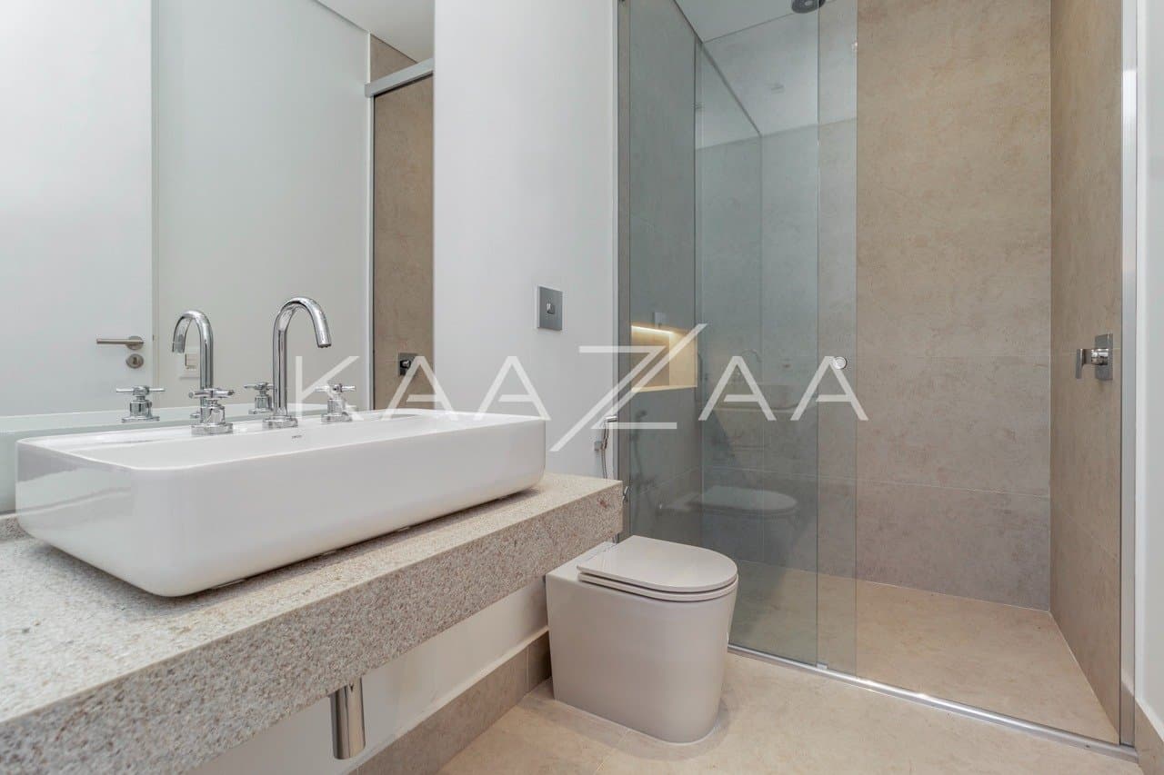 Casa em elegante diálogo com a natureza na Baroneza - Foto 19