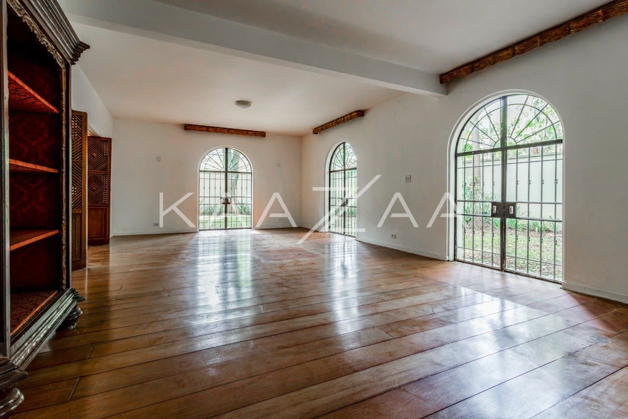 Casa cheia de estilo e completa em conforto, no Jardim América. - Foto 4