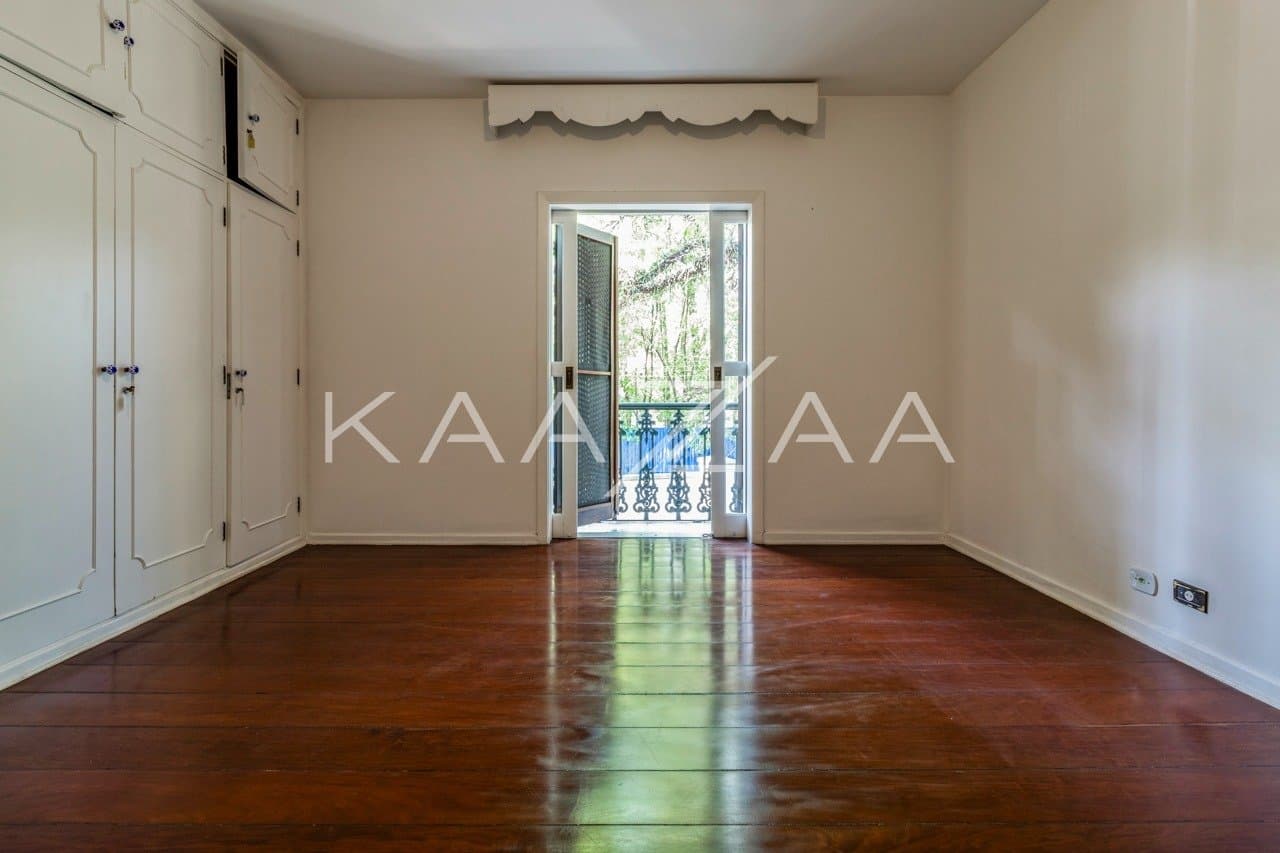 Casa cheia de estilo e completa em conforto, no Jardim América. - Foto 13