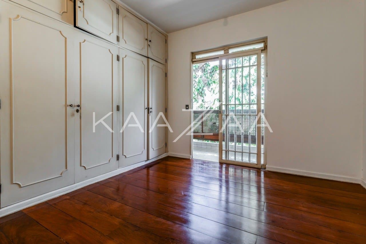 Casa cheia de estilo e completa em conforto, no Jardim América. - Foto 18