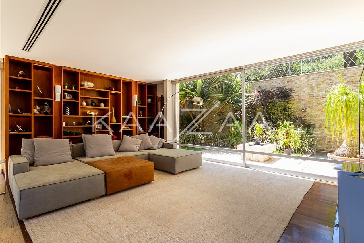 Casa com clima incrível, ótimo espaço de lazer e jardim ensolarado, no bairro Boaçava. - Foto 10