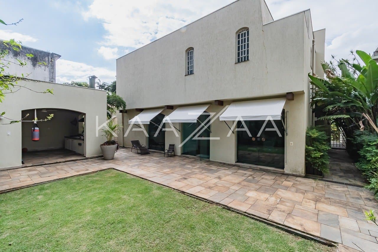 Casa com clima sossegado e muitos espaços para aproveitar, em Alto de Pinheiros. - Foto 7