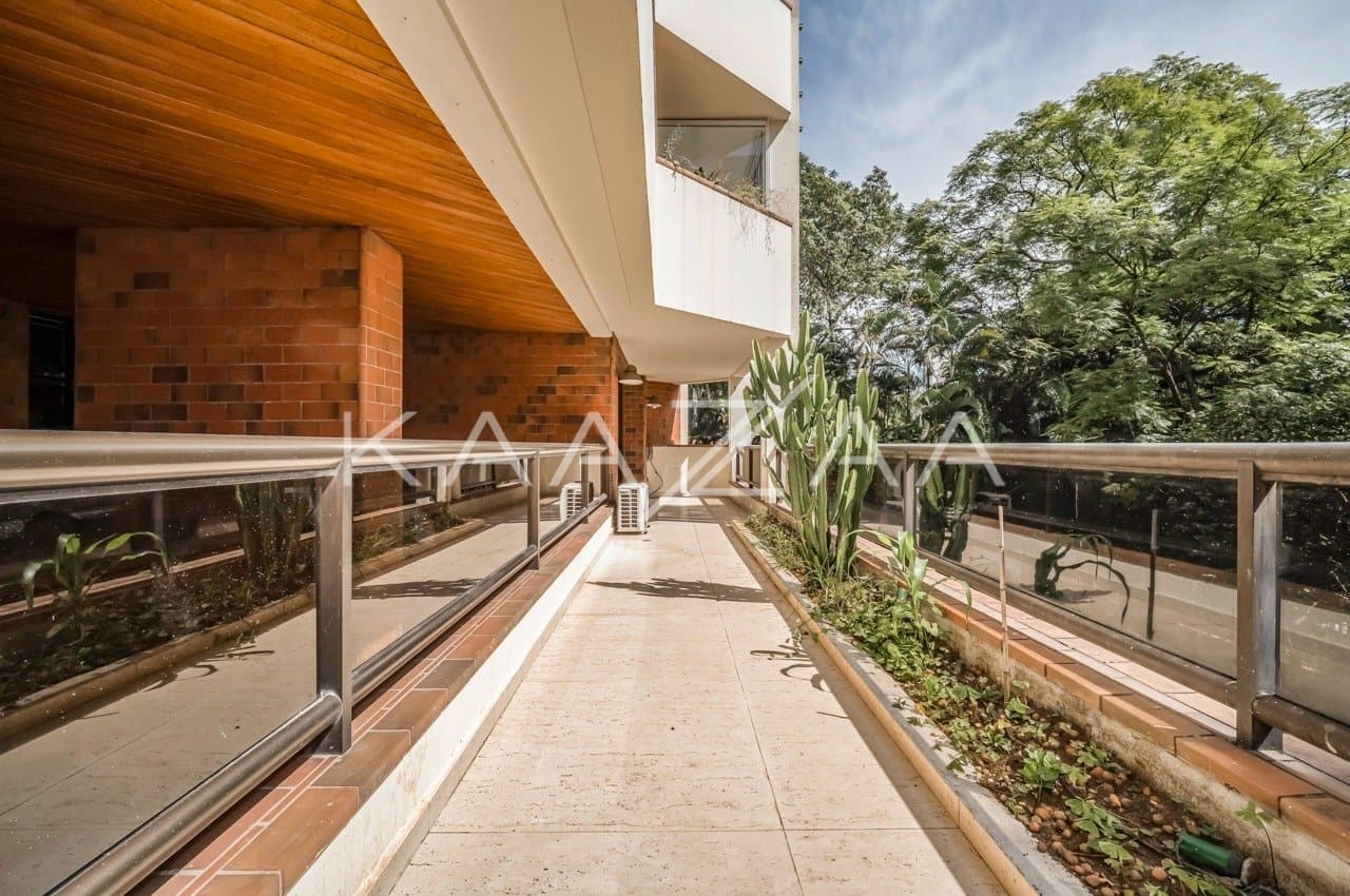 Sereno e reluzente: apartamento duplex rodeado de verdes no Jardim Paulistano. - Foto 15