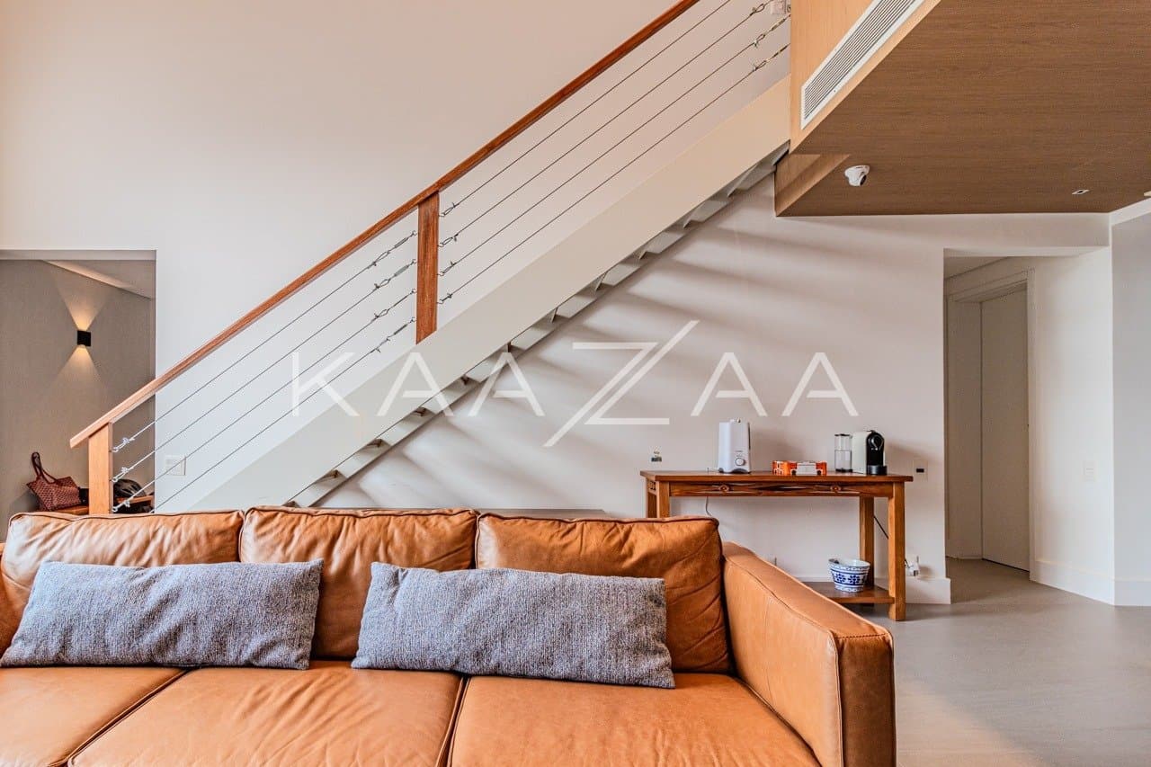 Apartamento duplex com arquitetura contemporânea do renomado Gui Mattos, na Vila Madalena. - Foto 4