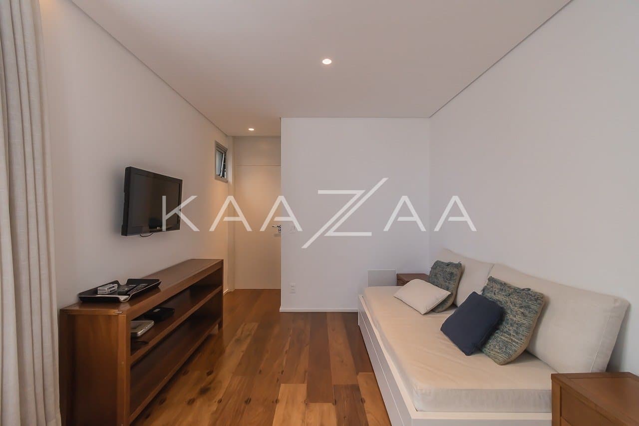 Casa rica em tecnologia, reformada e impecável em Alto de Pinheiros. - Foto 14