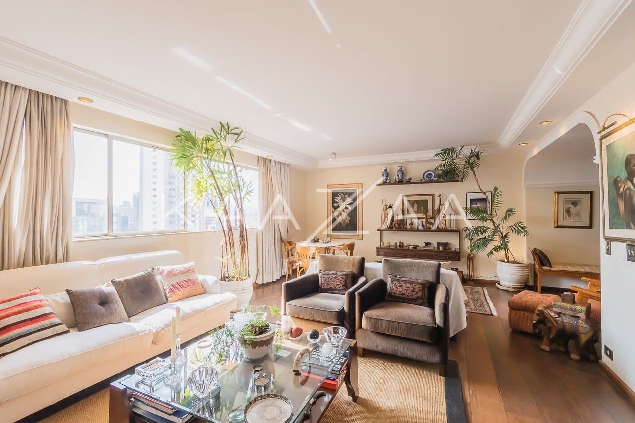 Apartamento com detalhes clássicos ótima localização no Itaim Bibi. - Foto 1