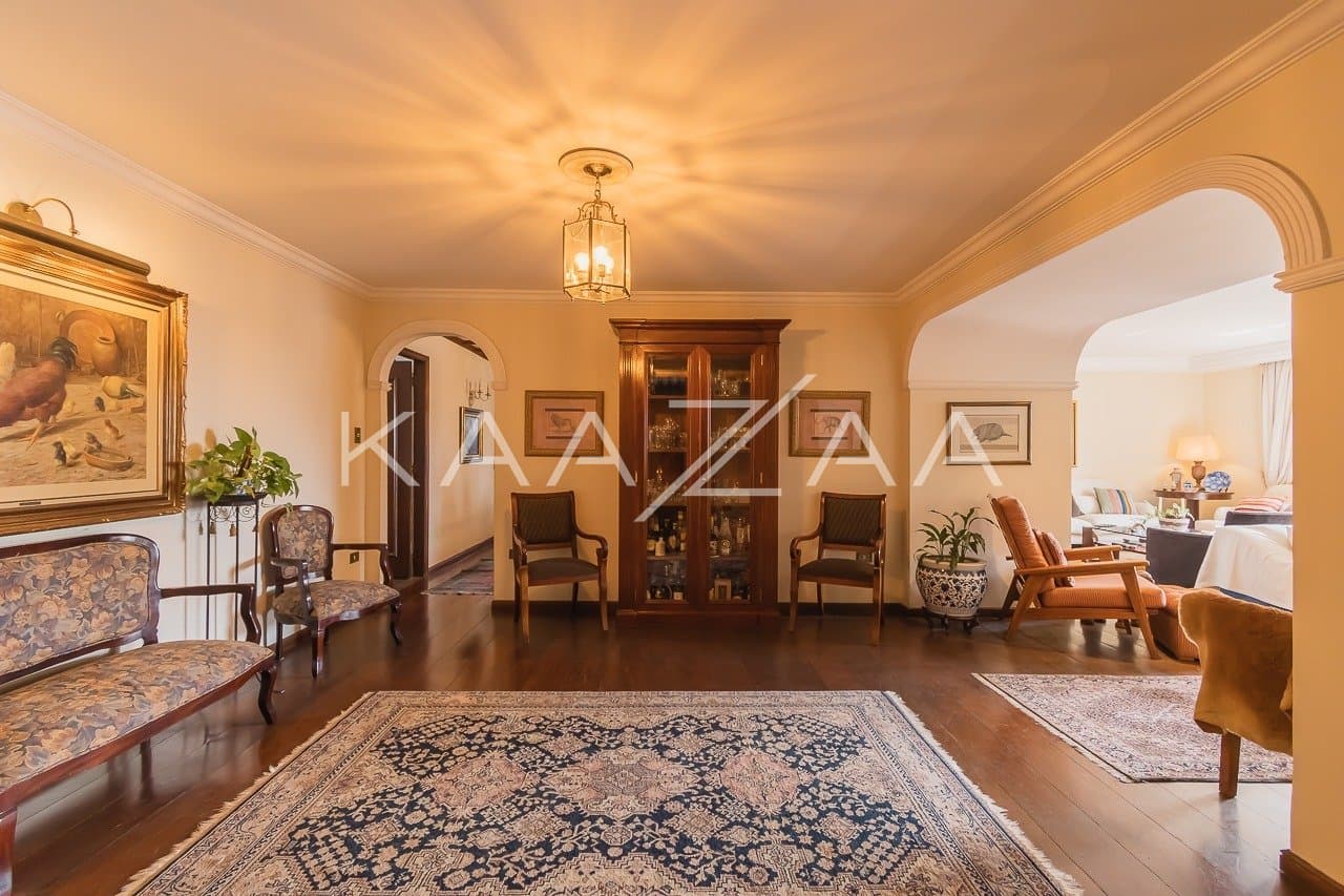 Apartamento com detalhes clássicos ótima localização no Itaim Bibi. - Foto 8