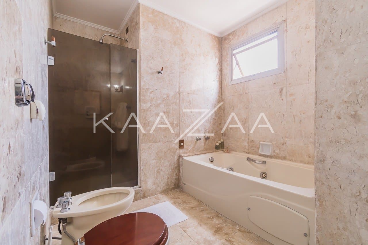 Apartamento com detalhes clássicos ótima localização no Itaim Bibi. - Foto 14