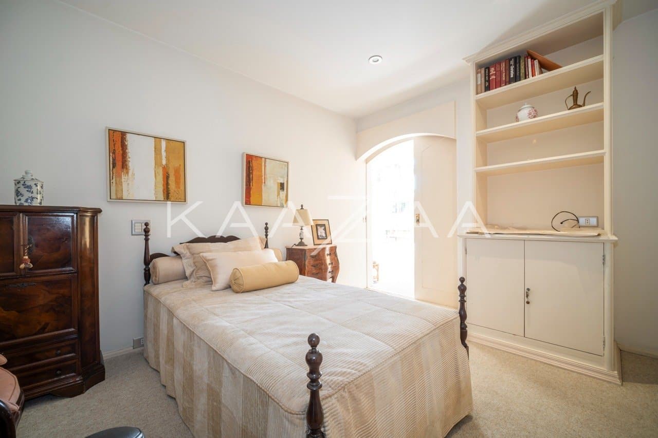 Terreno amplo, arquitetura diferenciada e localização estratégica. Casa em Cidade Jardim. - Foto 26