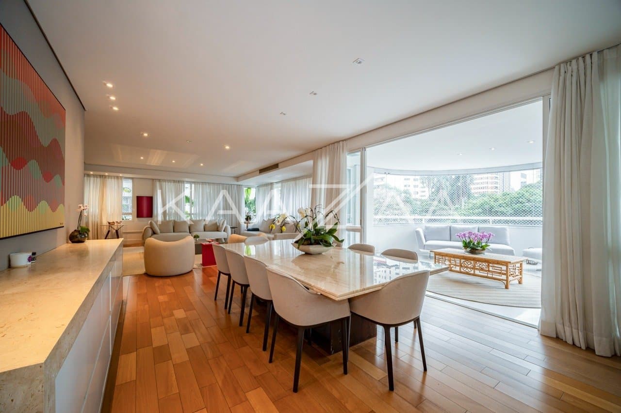 Conforto e amplitude no Itaim Bibi. Apartamento lindíssimo com vista para a copa das árvores. - Foto 5