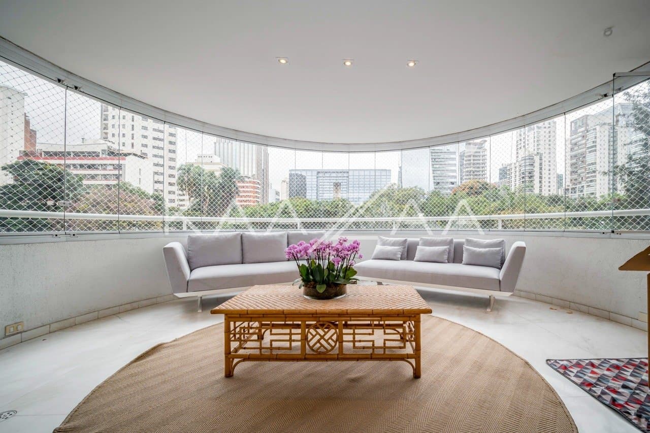 Conforto e amplitude no Itaim Bibi. Apartamento lindíssimo com vista para a copa das árvores. - Foto 6