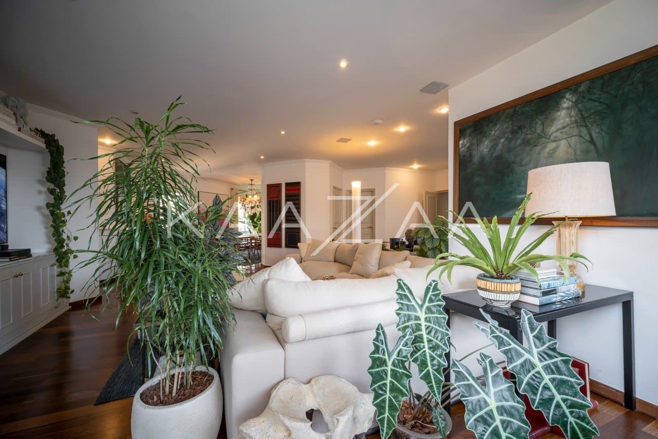 Tranquilidade e conforto são constantes neste apartamento em prédio com lazer no Itaim. - Foto 4