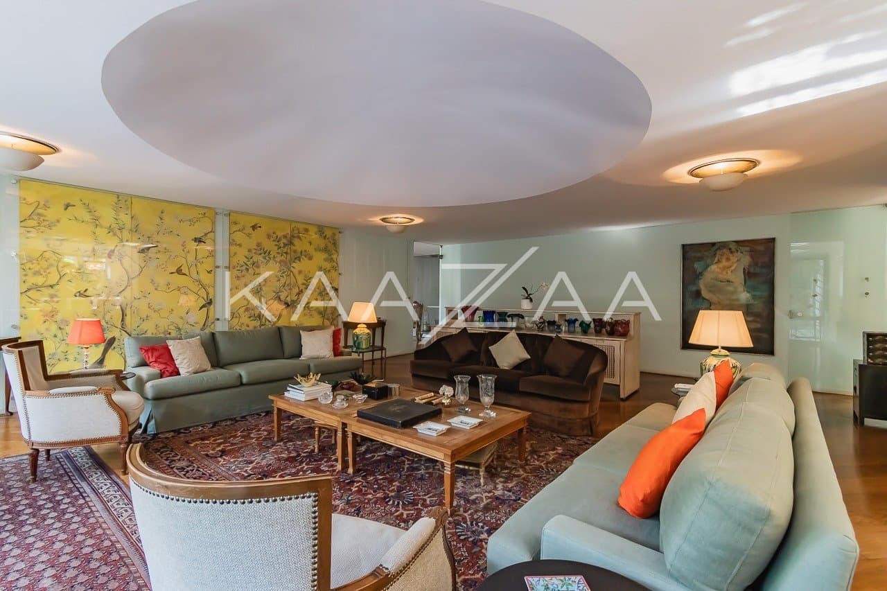 Casa espaçosa com 555 m² de bem-estar em Alto de Pinheiros, perfeita para receber. - Foto 9